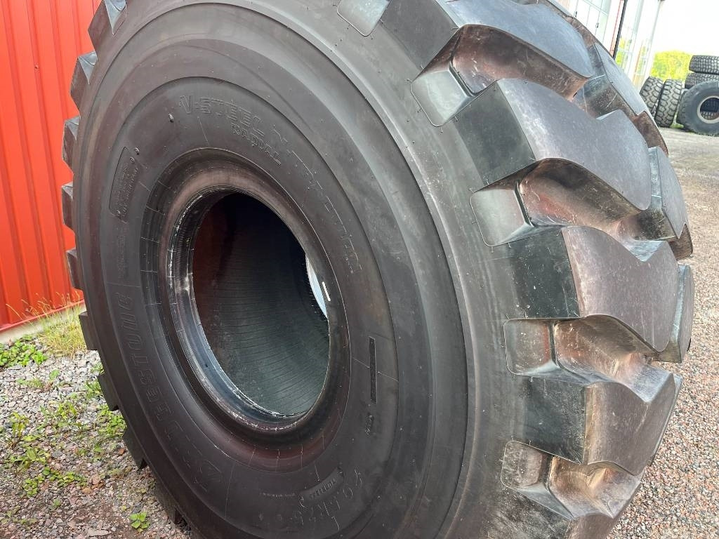 Bridgestone 29,5R25 Nya däck New Tyre - Komplet hjul: billede 4 Bridgestone 29,5R25 Nya däck New Tyre - Komplet hjul: billede 4