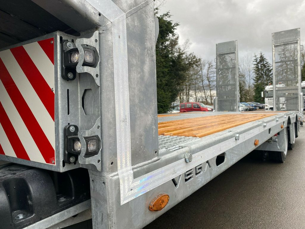 Vega/Vollverzinkt/Luft/Led/Lenkachse Option - Nedbygget platform sættevogn: billede 3 Vega/Vollverzinkt/Luft/Led/Lenkachse Option - Nedbygget platform sættevogn: billede 3
