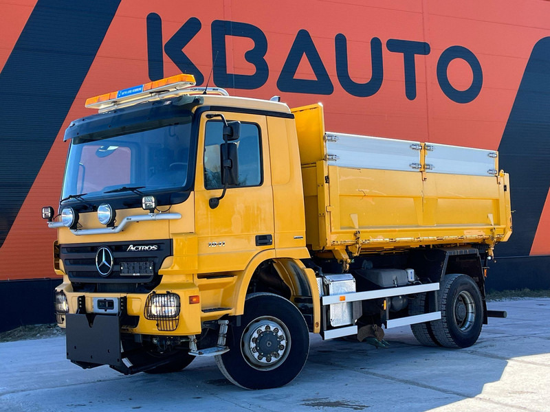 Mercedes-Benz Actros 1841 4x4 SNOW PLOW EQUIPMENT / UNDERBODY SCRAPER / BOX L=4495 mm - Tipvogn lastbil: billede 1 Mercedes-Benz Actros 1841 4x4 SNOW PLOW EQUIPMENT / UNDERBODY SCRAPER / BOX L=4495 mm - Tipvogn lastbil: billede 1