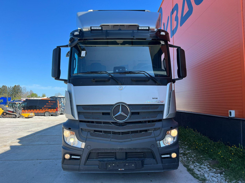 Mercedes-Benz Actros 2551 6x2 FOR SALE AS CHASSIS / CHASSIS L=7600 mm - Lastbil chassis: billede 2 Mercedes-Benz Actros 2551 6x2 FOR SALE AS CHASSIS / CHASSIS L=7600 mm - Lastbil chassis: billede 2