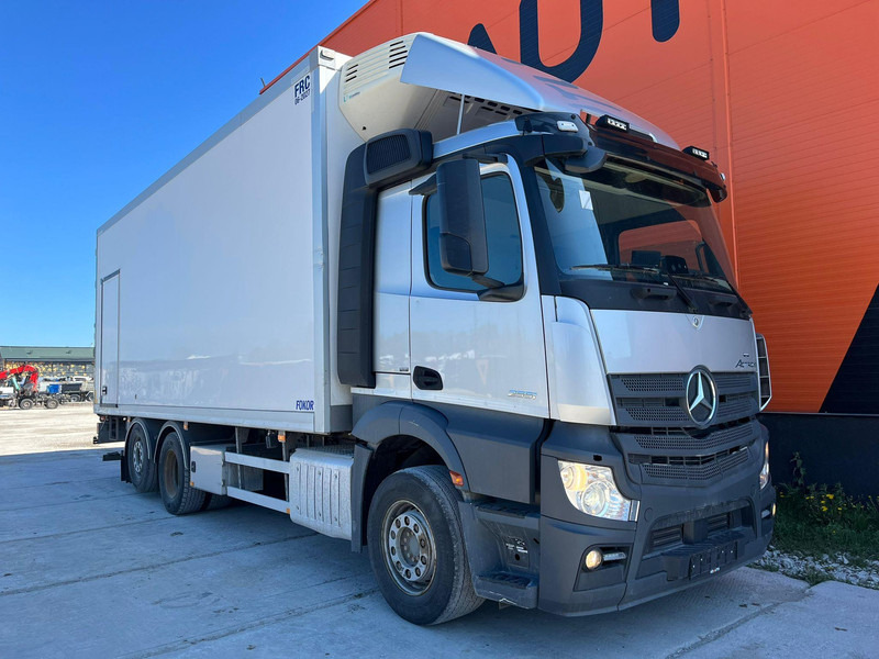 Mercedes-Benz Actros 2551 6x2 LUMIKKO L7 / BOX L=7609 mm - Kølevogn lastbil: billede 4 Mercedes-Benz Actros 2551 6x2 LUMIKKO L7 / BOX L=7609 mm - Kølevogn lastbil: billede 4