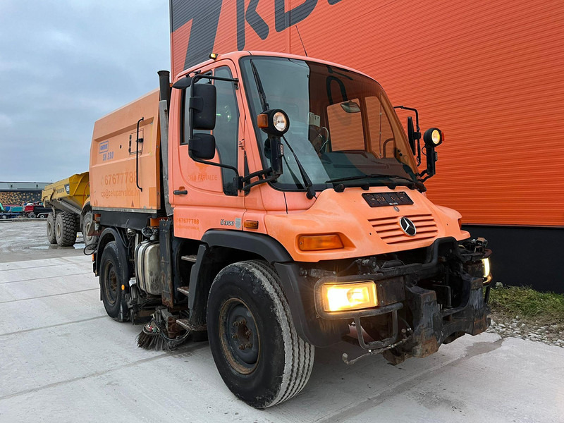Mercedes-Benz UNIMOG U 300 4x4 TRILETY SK / 6918 hours - Fejebil: billede 4 Mercedes-Benz UNIMOG U 300 4x4 TRILETY SK / 6918 hours - Fejebil: billede 4