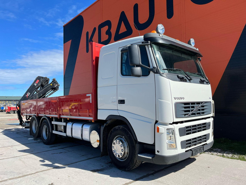 Volvo FH 440 6x2 HIAAB 144E-3 / PLATFORM L=7061 mm - Lastbil med lad, Lastbil med kran: billede 4 Volvo FH 440 6x2 HIAAB 144E-3 / PLATFORM L=7061 mm - Lastbil med lad, Lastbil med kran: billede 4