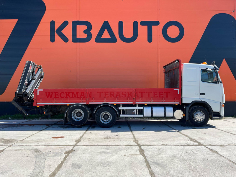 Volvo FH 440 6x2 HIAAB 144E-3 / PLATFORM L=7061 mm - Lastbil med lad, Lastbil med kran: billede 5 Volvo FH 440 6x2 HIAAB 144E-3 / PLATFORM L=7061 mm - Lastbil med lad, Lastbil med kran: billede 5