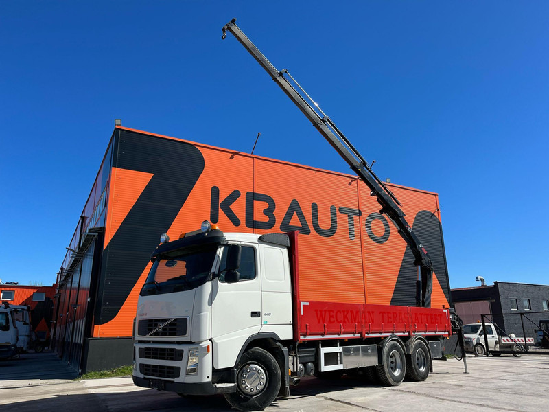 Volvo FH 440 6x2 HIAAB 144E-3 / PLATFORM L=7061 mm - Lastbil med lad, Lastbil med kran: billede 1 Volvo FH 440 6x2 HIAAB 144E-3 / PLATFORM L=7061 mm - Lastbil med lad, Lastbil med kran: billede 1