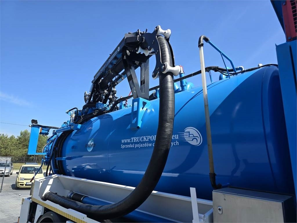 Renault 4x2 WUKO RIVARD for collecting liquid waste - Utility/ Speciel maskine: billede 3 Renault 4x2 WUKO RIVARD for collecting liquid waste - Utility/ Speciel maskine: billede 3