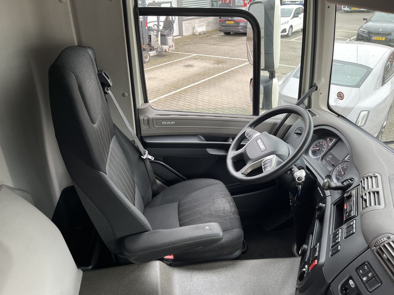 DAF CF 260 FA / Carrier Koeler - 30 gr / Chereau Frigobox / Laadklep 2000 kg - Kølevogn lastbil: billede 3 DAF CF 260 FA / Carrier Koeler - 30 gr / Chereau Frigobox / Laadklep 2000 kg - Kølevogn lastbil: billede 3