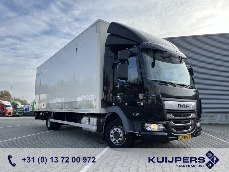DAF LF 180 FA Euro 6 / 12 Ton / 400 dkm / Box / Laadklep - Lastbil varevogn: billede 1 DAF LF 180 FA Euro 6 / 12 Ton / 400 dkm / Box / Laadklep - Lastbil varevogn: billede 1