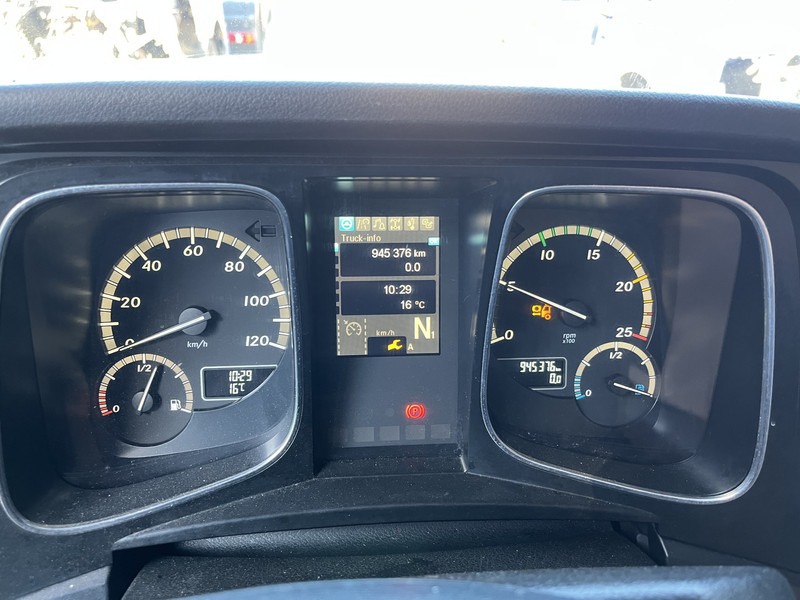 Mercedes-Benz Actros 1842 Streamspace / 945 dkm / 2 Tanks / NL Truck - Trækker: billede 4 Mercedes-Benz Actros 1842 Streamspace / 945 dkm / 2 Tanks / NL Truck - Trækker: billede 4