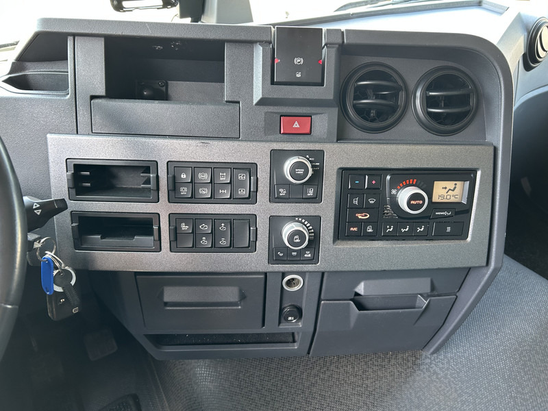Renault T 460 Euro 6 D / 373 dkm / Smart Tacho / 2 Tanks / APK TUV 01-26 - Trækker: billede 5 Renault T 460 Euro 6 D / 373 dkm / Smart Tacho / 2 Tanks / APK TUV 01-26 - Trækker: billede 5