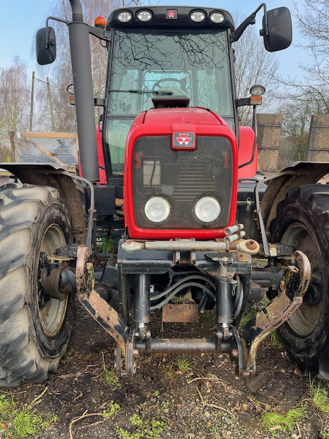 MASSEY FERGUSON 6480 DYNASHIFT - Traktor: billede 3 MASSEY FERGUSON 6480 DYNASHIFT - Traktor: billede 3