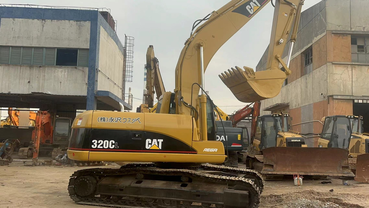 CATERPILLAR 320C 320B 320BL 325B - Bæltegravemaskine: billede 4 CATERPILLAR 320C 320B 320BL 325B - Bæltegravemaskine: billede 4