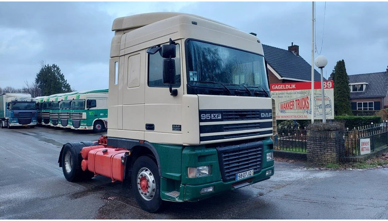 DAF XF 95.430 4x2 EURO 2 Manual Gearbox - Trækker: billede 2 DAF XF 95.430 4x2 EURO 2 Manual Gearbox - Trækker: billede 2