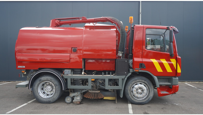 DAF 65.180 ATI STREET SWEPER RH DRIVE MANUAL GARBOX 96.000KM - Fejebil: billede 2 DAF 65.180 ATI STREET SWEPER RH DRIVE MANUAL GARBOX 96.000KM - Fejebil: billede 2