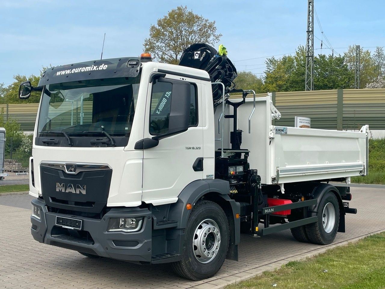 MAN TGM 18.320 4x2 Euro6e Hiab X-HiDuo138DS-3Euromix - Tipvogn lastbil, Lastbil med kran: billede 2 MAN TGM 18.320 4x2 Euro6e Hiab X-HiDuo138DS-3Euromix - Tipvogn lastbil, Lastbil med kran: billede 2