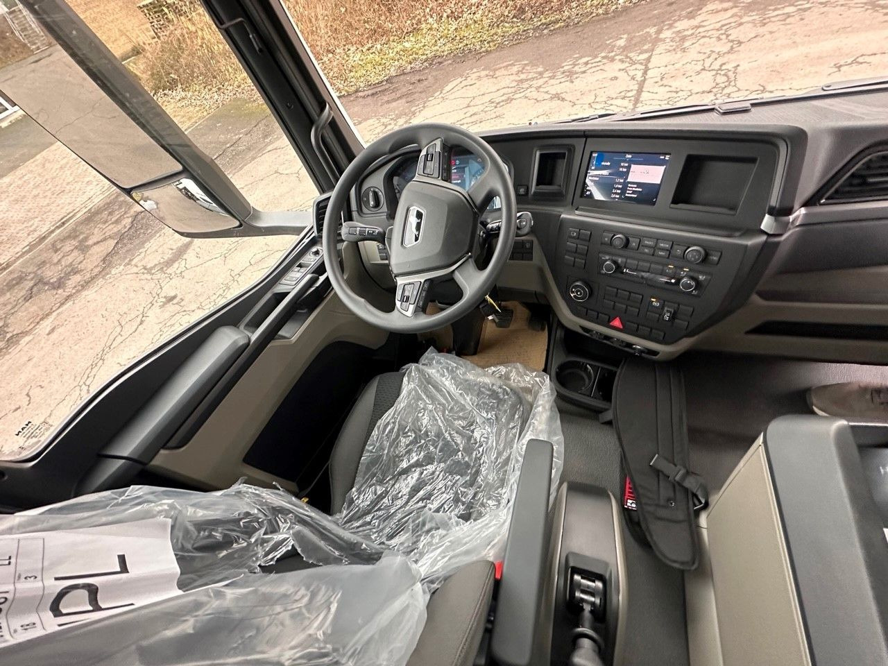 Leje en  MAN TGM 18.320 4x4 Euro6e Hiab X-HiDuo 138DS-3 MAN TGM 18.320 4x4 Euro6e Hiab X-HiDuo 138DS-3: billede 21