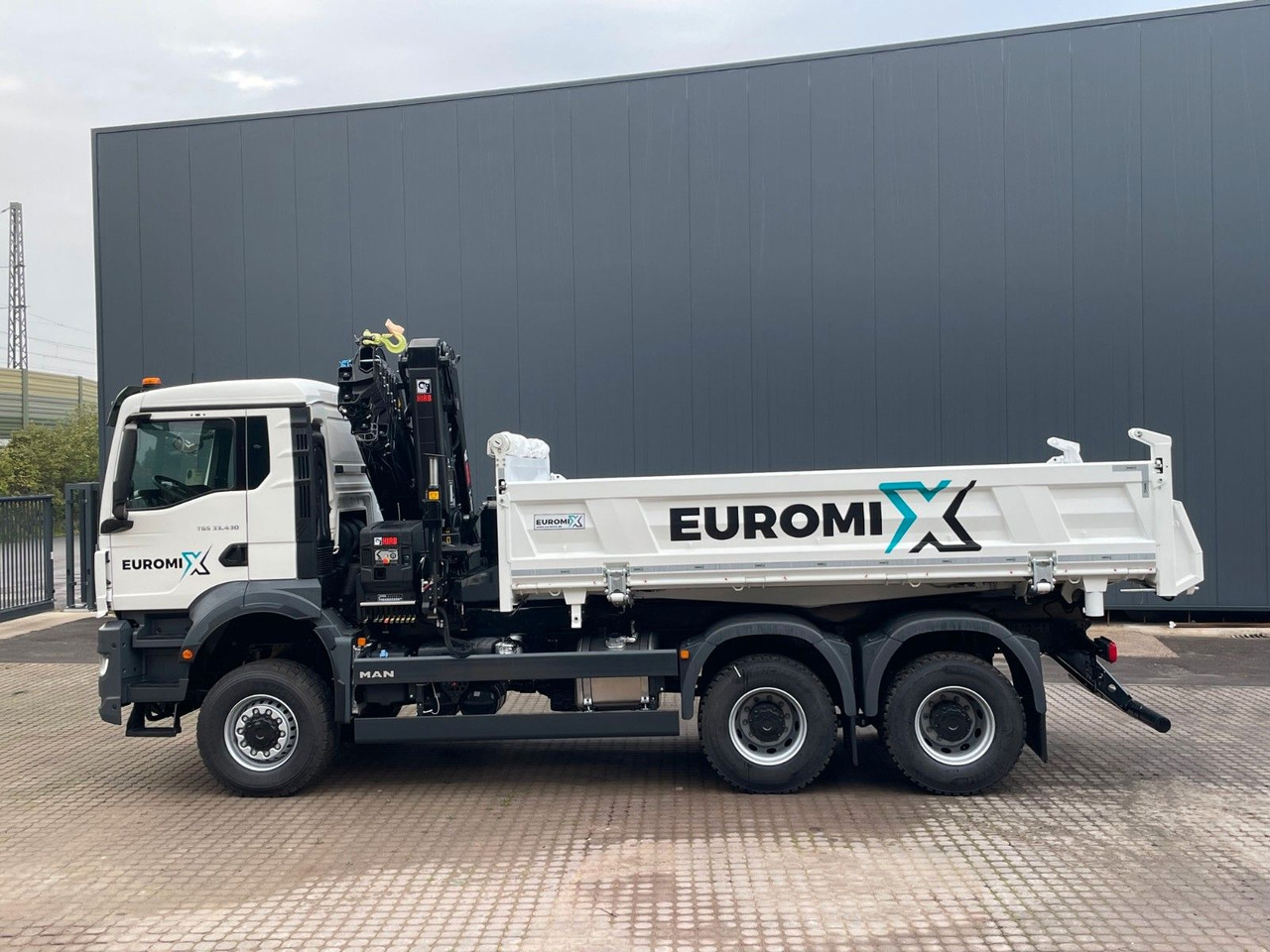 MAN TGS 33.440 6x6 /3-Seiten- Kipper / HIAB 228-6 - Tipvogn lastbil, Lastbil med kran: billede 2 MAN TGS 33.440 6x6 /3-Seiten- Kipper / HIAB 228-6 - Tipvogn lastbil, Lastbil med kran: billede 2