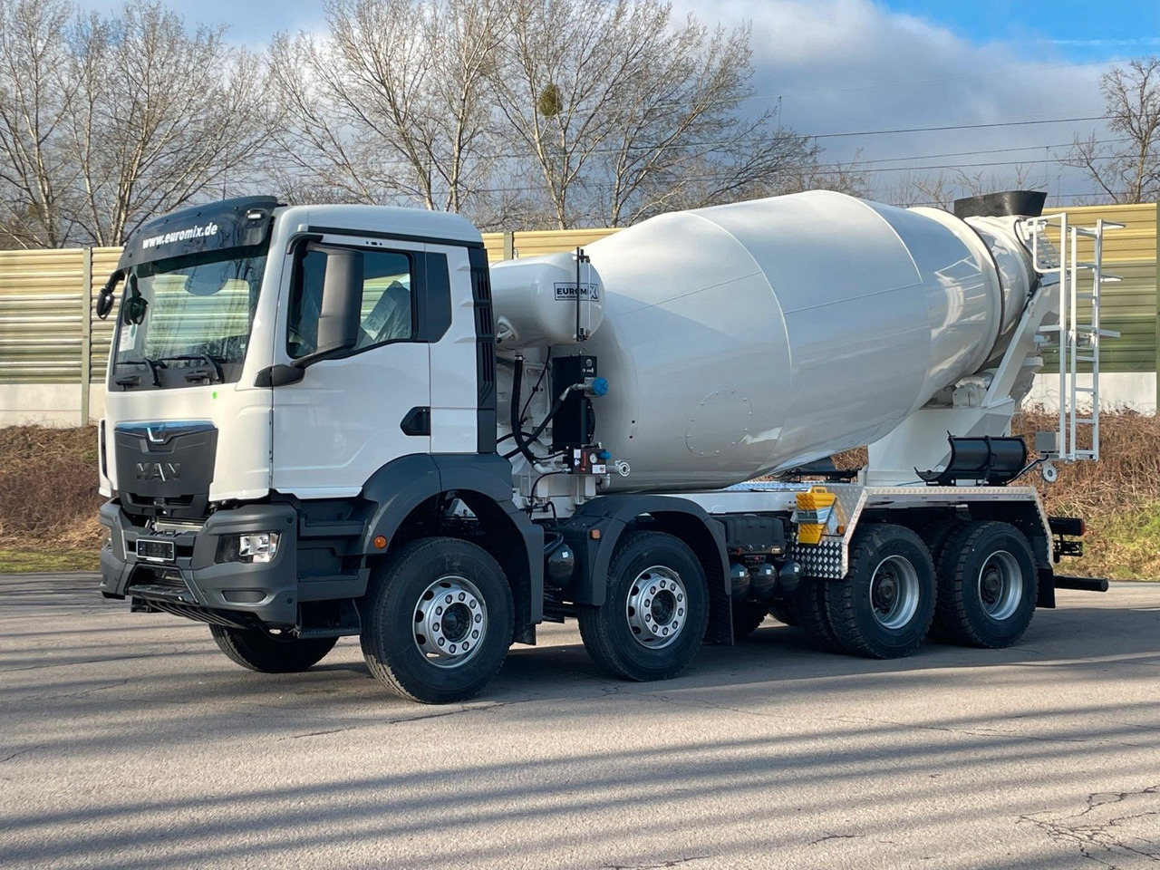 MAN TGS 41.400 8x4 / EuromixMTP EM 10m³ R / EURO 2 - Betonbil: billede 3 MAN TGS 41.400 8x4 / EuromixMTP EM 10m³ R / EURO 2 - Betonbil: billede 3