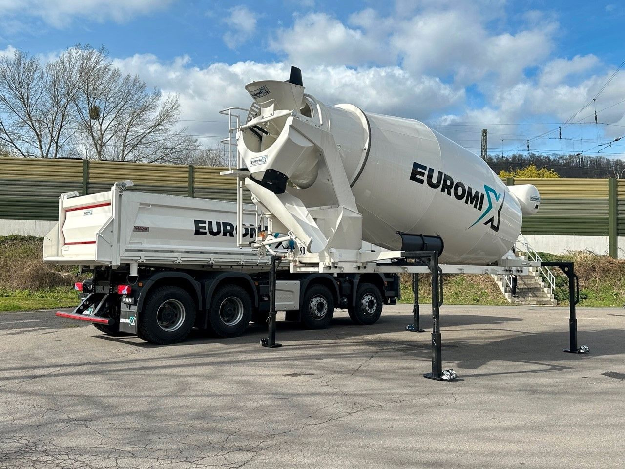 MAN TGS 41.440 8x4 WECHSELSYSTEM KIPPER+MISCHER - Betonbil: billede 5 MAN TGS 41.440 8x4 WECHSELSYSTEM KIPPER+MISCHER - Betonbil: billede 5