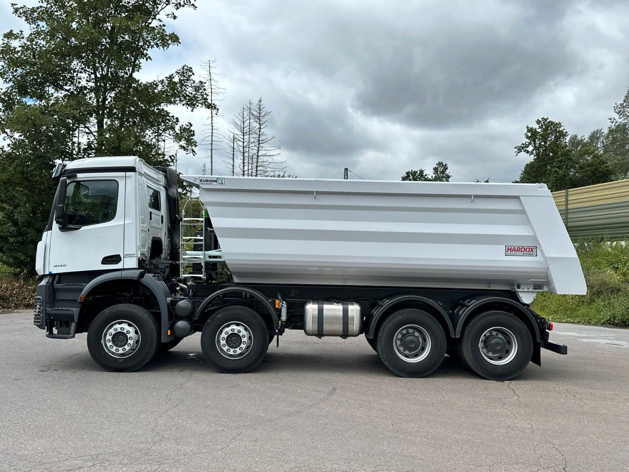 Mercedes-Benz 4142 8X4 Mulden- Kipper - EuromixMTP - Tipvogn lastbil: billede 3 Mercedes-Benz 4142 8X4 Mulden- Kipper - EuromixMTP - Tipvogn lastbil: billede 3