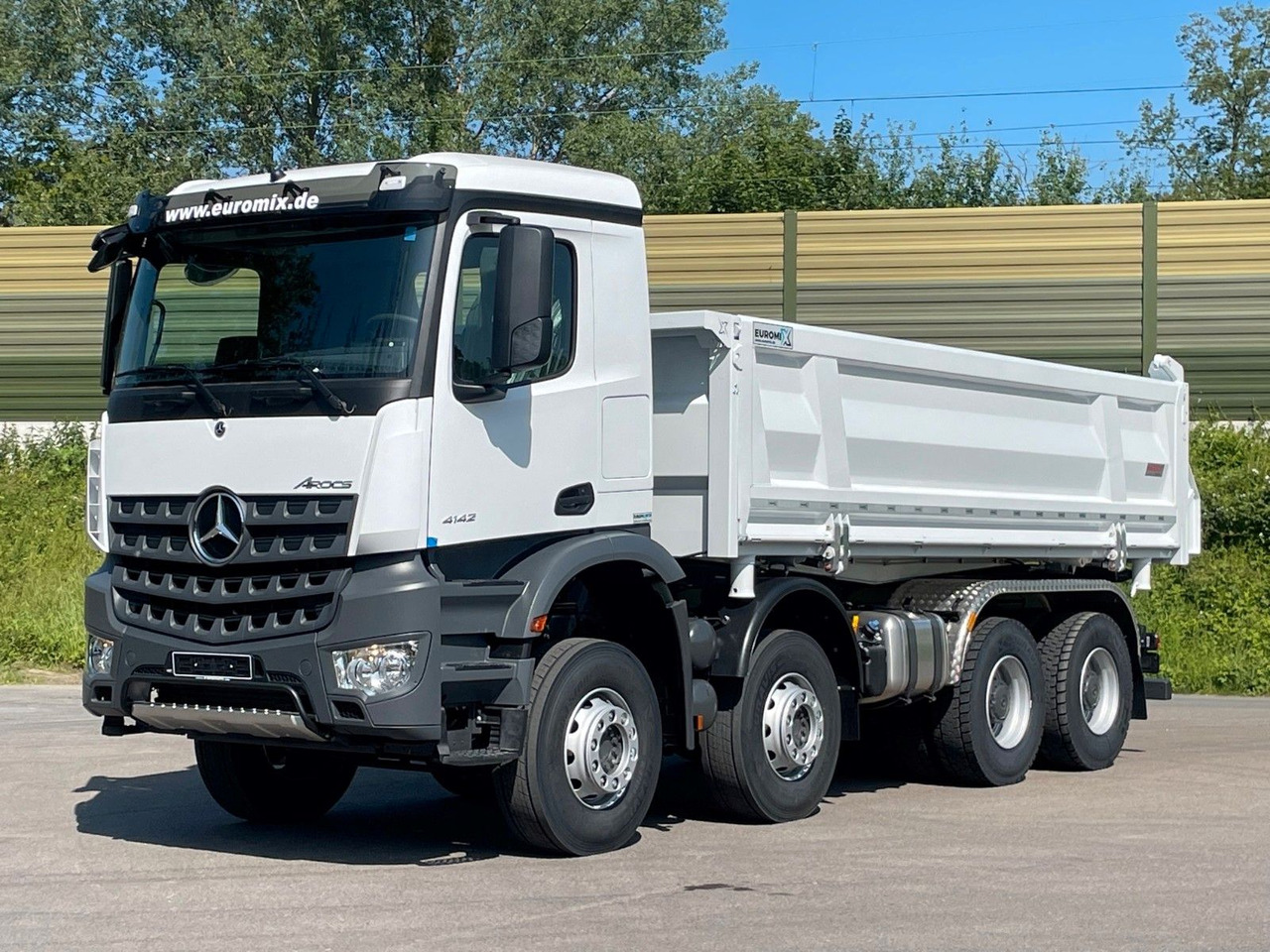 Mercedes-Benz 4145 8X4 Euromix EMT 3-Seiten-Kipper - Tipvogn lastbil: billede 1 Mercedes-Benz 4145 8X4 Euromix EMT 3-Seiten-Kipper - Tipvogn lastbil: billede 1