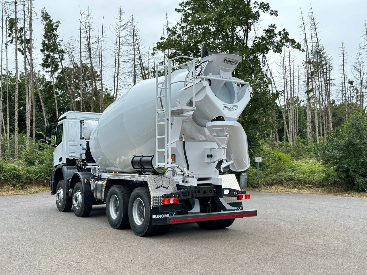 Mercedes-Benz AROCS 5 4142 B 8X4 Euro 3 EuromixMTP EM 10 - Betonbil: billede 5 Mercedes-Benz AROCS 5 4142 B 8X4 Euro 3 EuromixMTP EM 10 - Betonbil: billede 5