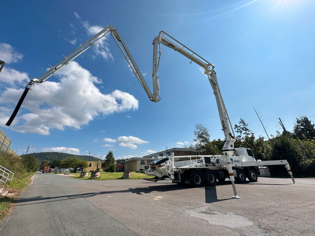 Leje en  Mercedes-Benz Arocs 5 4142  8x4 SWAN TSP 47-5 160RZ ( 47m ) Mercedes-Benz Arocs 5 4142  8x4 SWAN TSP 47-5 160RZ ( 47m ): billede 25