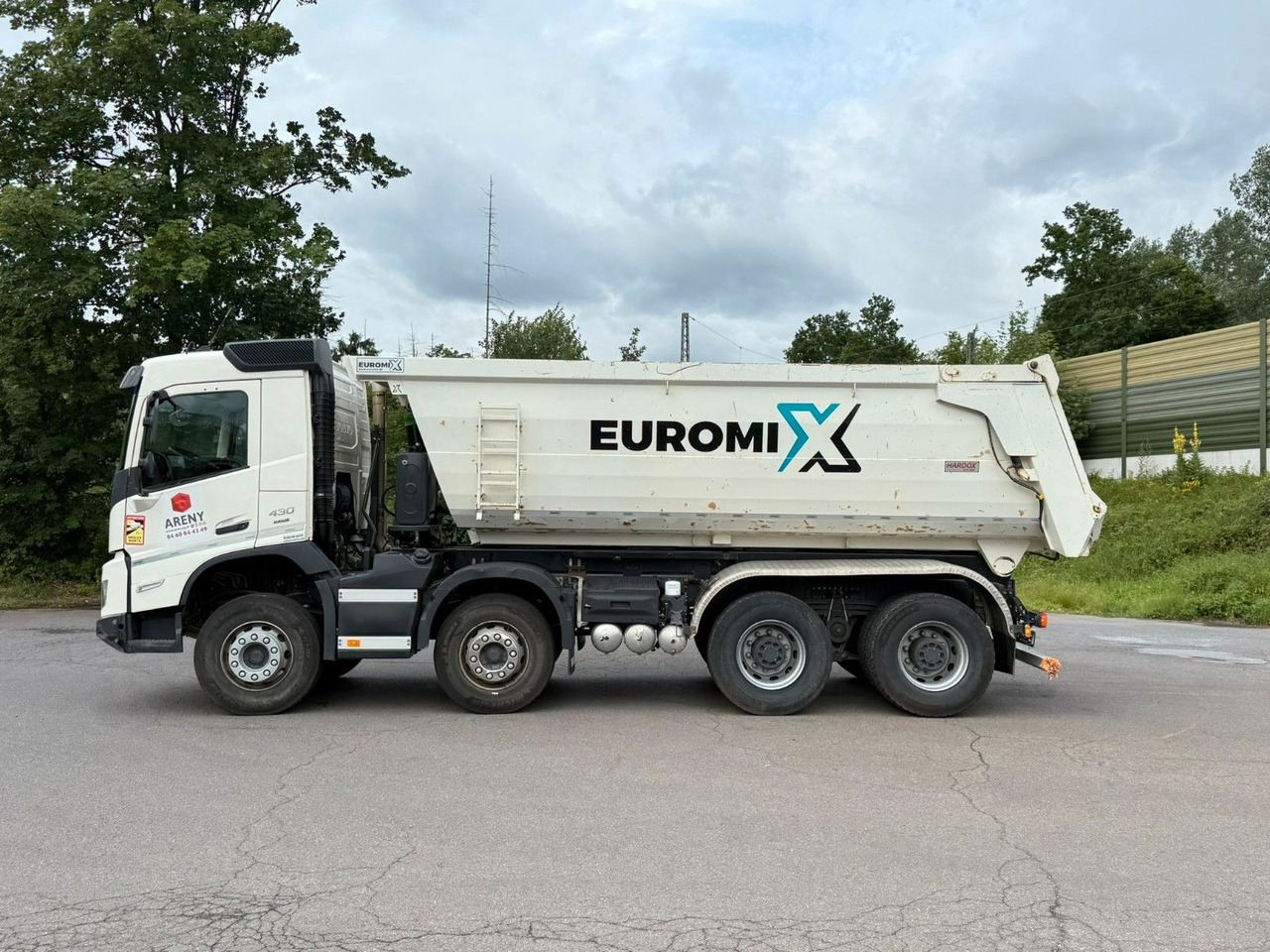 Volvo FMX 430 8X4 EuromixMTP 16m³ Hydraulische Klappe - Tipvogn lastbil: billede 3 Volvo FMX 430 8X4 EuromixMTP 16m³ Hydraulische Klappe - Tipvogn lastbil: billede 3