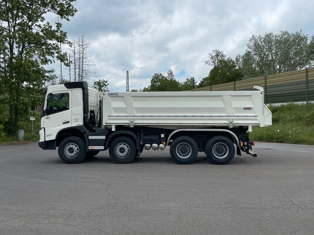Volvo FMX 460 8x4 / WECHSELSYSTEM KIPPER+MISCHER Volvo FMX 460 8x4 / WECHSELSYSTEM KIPPER+MISCHER - Betonbil: billede 3 Volvo FMX 460 8x4 / WECHSELSYSTEM KIPPER+MISCHER Volvo FMX 460 8x4 / WECHSELSYSTEM KIPPER+MISCHER - Betonbil: billede 3
