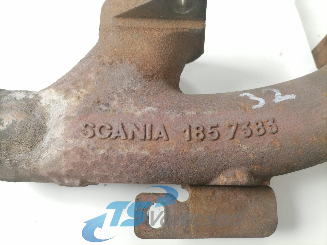 Scania Exhaust mainfold 1857383 - Udstødningsmanifold for Lastbil: billede 3 Scania Exhaust mainfold 1857383 - Udstødningsmanifold for Lastbil: billede 3