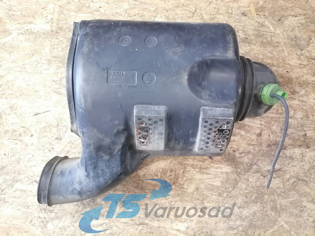 Volvo Air filter housing 3979505 - Luftindtagssystem for Lastbil: billede 2 Volvo Air filter housing 3979505 - Luftindtagssystem for Lastbil: billede 2