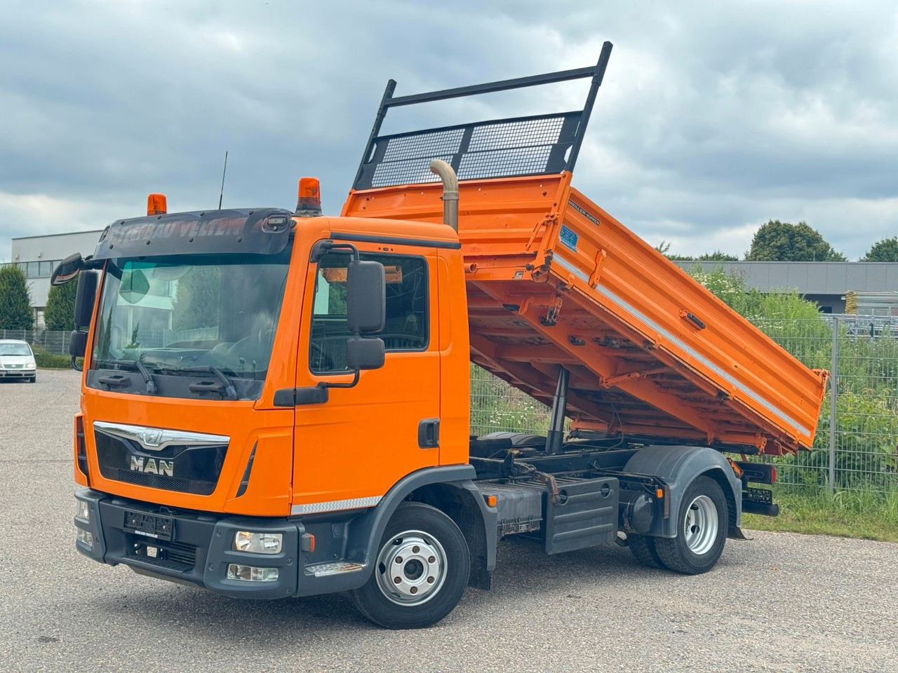 MAN 8.220 4x2 Meiller 3S. Kipper | Sperrdiff. | AHK - Tipvogn lastbil: billede 1 MAN 8.220 4x2 Meiller 3S. Kipper | Sperrdiff. | AHK - Tipvogn lastbil: billede 1