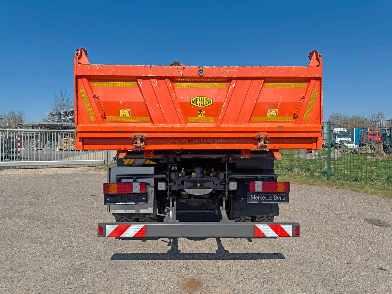 Mercedes-Benz 1844 4x4 Meiller 3S Bordmatik Palfinger PK16001K - Tipvogn lastbil: billede 4 Mercedes-Benz 1844 4x4 Meiller 3S Bordmatik Palfinger PK16001K - Tipvogn lastbil: billede 4