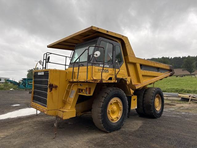 Komatsu HD325-6 - Lastbildumper: billede 1 Komatsu HD325-6 - Lastbildumper: billede 1