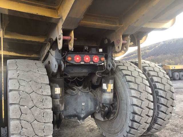 Lastbildumper Komatsu HD605-8EU: billede 21