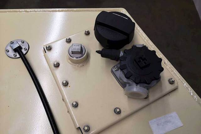 RST - Hydraulisk tank: billede 2 RST - Hydraulisk tank: billede 2