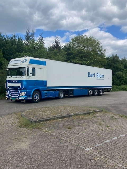 DAF XF 440 Super Spacecab + Lamberet koeloplegger - Kølevogn lastbil: billede 3 DAF XF 440 Super Spacecab + Lamberet koeloplegger - Kølevogn lastbil: billede 3