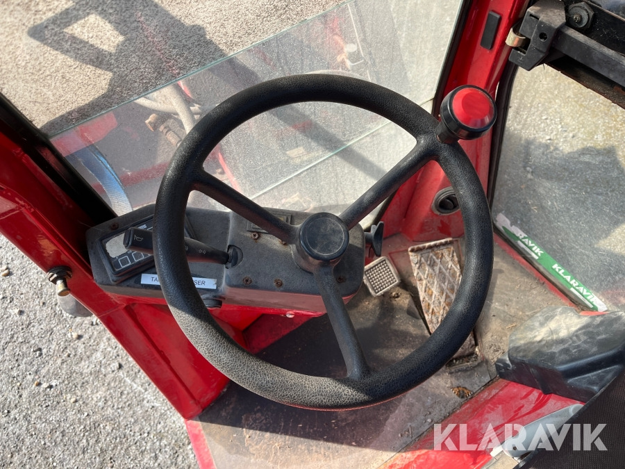 Kommunal traktor Redskabsbærer HTF Boxer 4wd med kost: billede 9