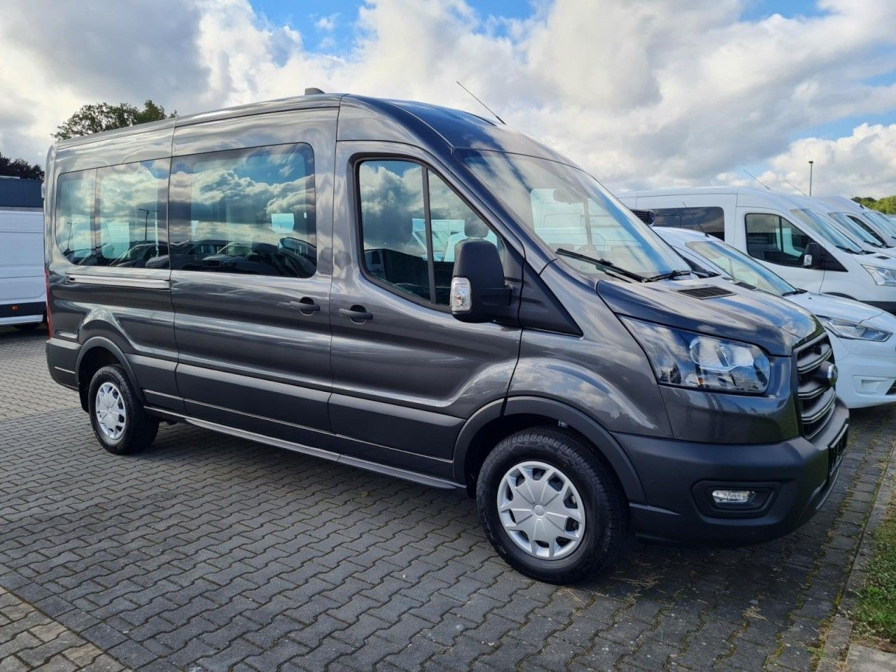 Ford Transit 350 Kombi L3 Trend 8 Sitze KAMERA AHK - Persontransport: billede 2 Ford Transit 350 Kombi L3 Trend 8 Sitze KAMERA AHK - Persontransport: billede 2