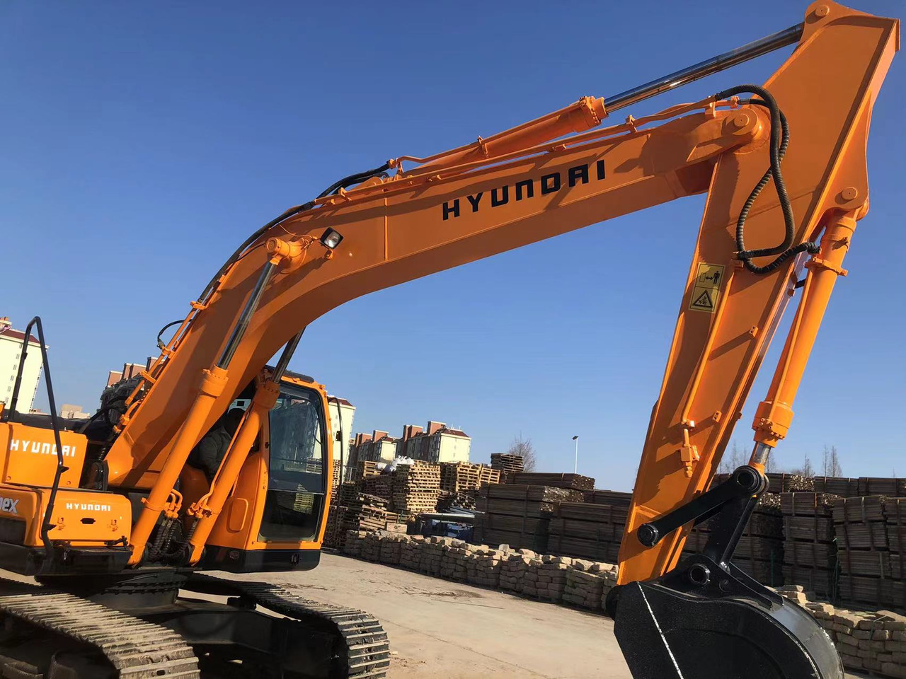 HYUNDAI R 215 -9 Hyundai R215-9 - Bæltegravemaskine: billede 3 HYUNDAI R 215 -9 Hyundai R215-9 - Bæltegravemaskine: billede 3