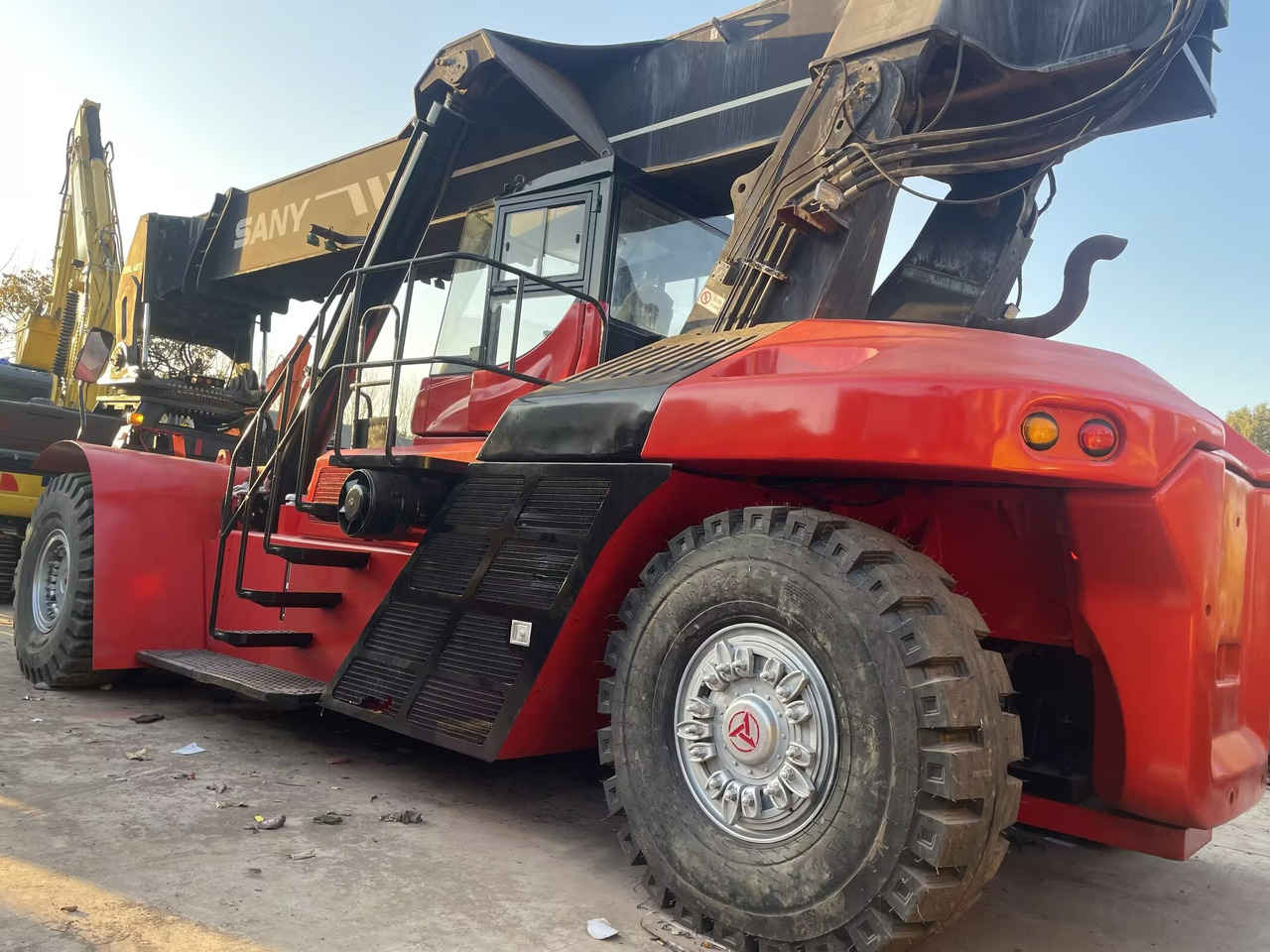 SANY SRSC45C30 - Reach stacker: billede 1 SANY SRSC45C30 - Reach stacker: billede 1