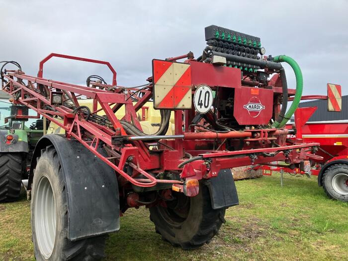Hardi NAVIGATOR 4000 - Liftsprøjte: billede 4 Hardi NAVIGATOR 4000 - Liftsprøjte: billede 4