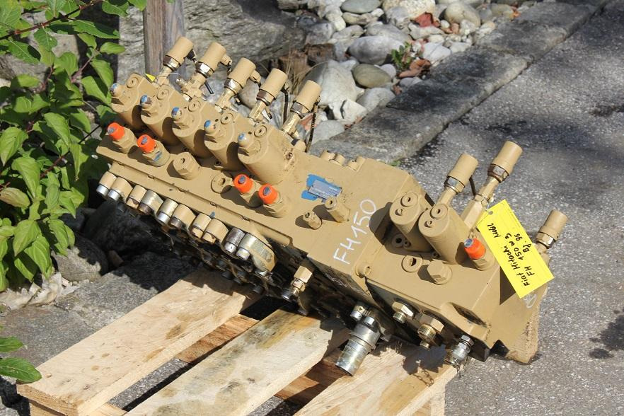Fiat-Hitachi FH 150 - Hydraulisk ventil for Entreprenørmaskin: billede 3 Fiat-Hitachi FH 150 - Hydraulisk ventil for Entreprenørmaskin: billede 3
