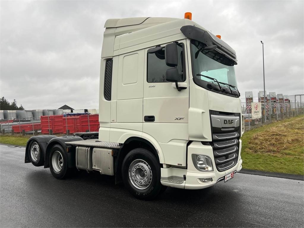 DAF XF 530 6x2 FTR - Trækker: billede 2 DAF XF 530 6x2 FTR - Trækker: billede 2