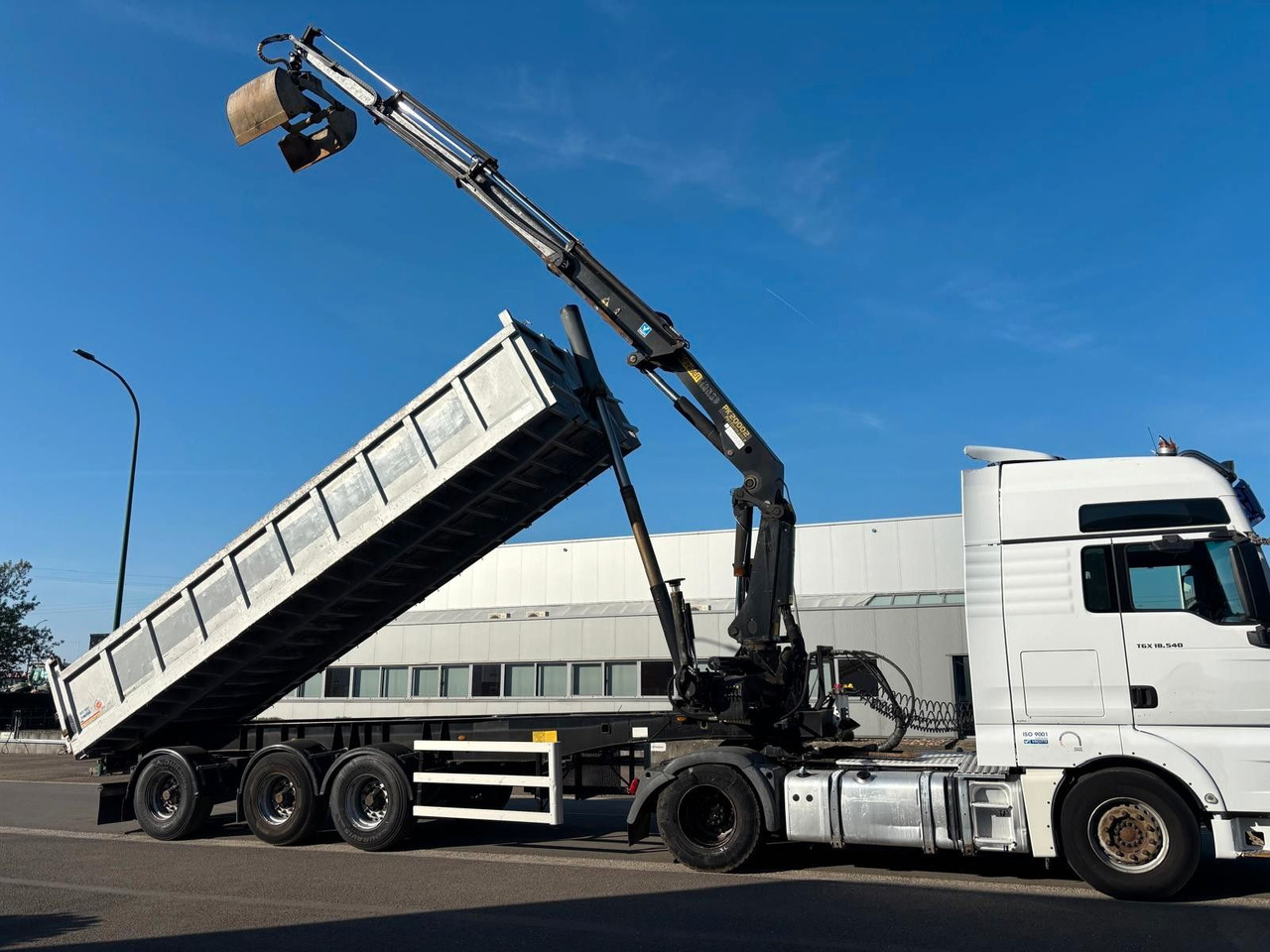 MAN TGX 18.540. Kipper + Kran PK20002. - Lastbil med kran: billede 3 MAN TGX 18.540. Kipper + Kran PK20002. - Lastbil med kran: billede 3