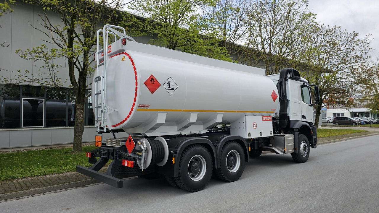 MERCEDES-BENZ Actros 3340 ADR Euro 3 - Tankbil: billede 3 MERCEDES-BENZ Actros 3340 ADR Euro 3 - Tankbil: billede 3