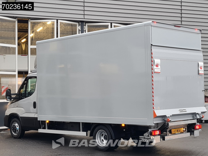 Iveco Daily 35C18 2025 MODEL 3.0L Automaat 1000kg Laadklep ACC Navi Airco Zijdeur Bakwagen Meubelbak Koffer 21m3 Airco - Varebil med kasse: billede 2 Iveco Daily 35C18 2025 MODEL 3.0L Automaat 1000kg Laadklep ACC Navi Airco Zijdeur Bakwagen Meubelbak Koffer 21m3 Airco - Varebil med kasse: billede 2