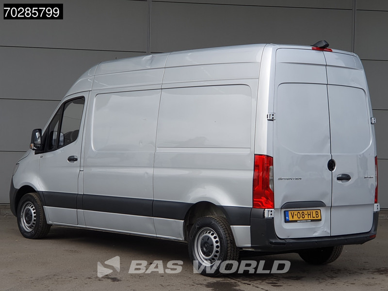 Mercedes-Benz Sprinter 214 CDI Automaat L2H2 Airco Cruise Camera Parkeersensoren MBUX Euro6 L2 12m3 Airco Cruise control - Små varebil: billede 2 Mercedes-Benz Sprinter 214 CDI Automaat L2H2 Airco Cruise Camera Parkeersensoren MBUX Euro6 L2 12m3 Airco Cruise control - Små varebil: billede 2