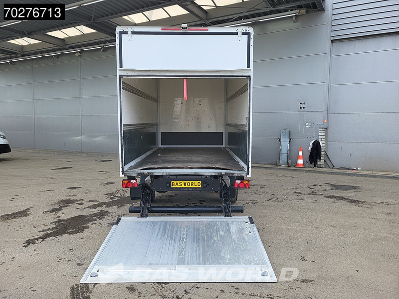 Volkswagen Crafter 177pk !!Damaged!! Automaat Laadklep Bakwagen Airco Camera Meubelbak Koffer Airco Cruise control - Varebil med kasse: billede 3 Volkswagen Crafter 177pk !!Damaged!! Automaat Laadklep Bakwagen Airco Camera Meubelbak Koffer Airco Cruise control - Varebil med kasse: billede 3