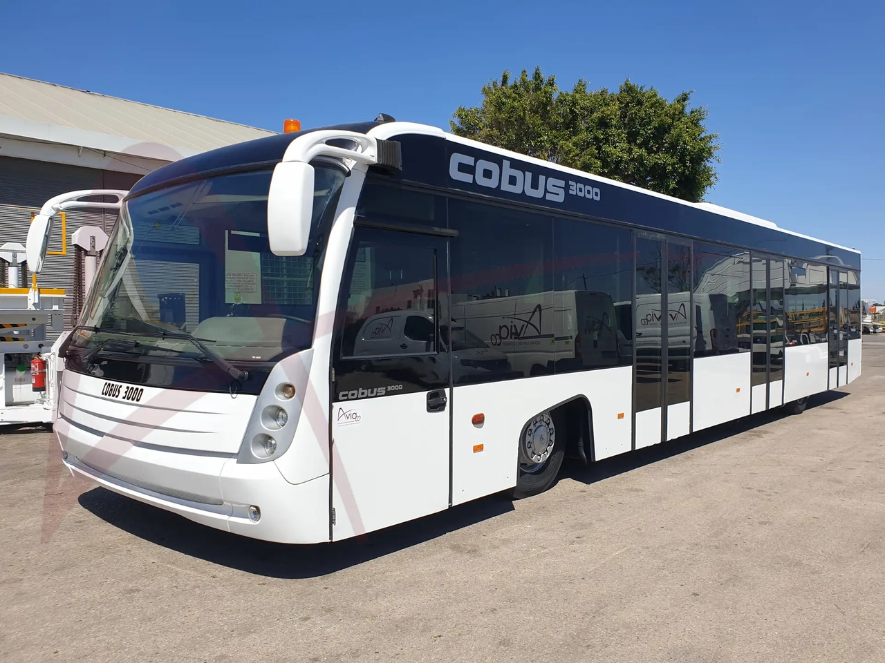 CONTRAC COBUS 3000 - Lufthavnsbus: billede 1 CONTRAC COBUS 3000 - Lufthavnsbus: billede 1